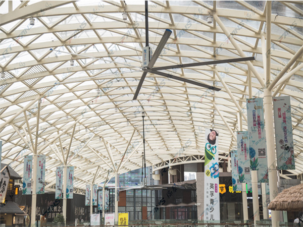 挑選大型商場通風降溫設(shè)備廠家 【瑞泰風】教您正確降溫方法